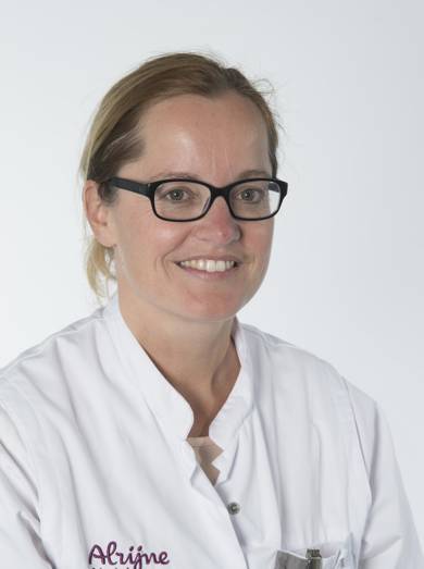 Pereira Arias Bouda ,L.M